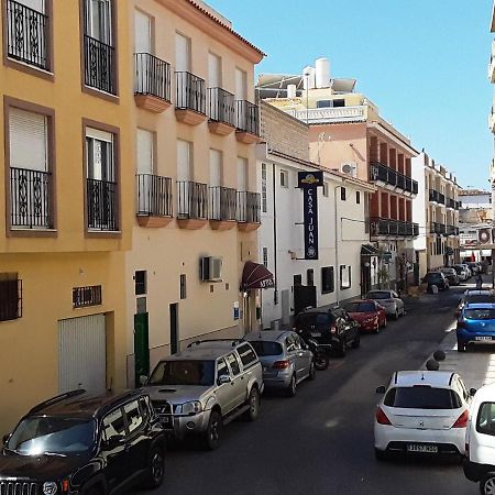 Apartamentos Vicenta Carihuela By Playa Miguel Torremolinos Zewnętrze zdjęcie
