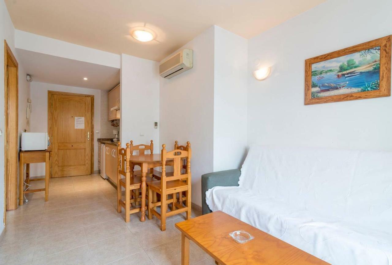 Apartamentos Vicenta Carihuela By Playa Miguel Torremolinos Zewnętrze zdjęcie