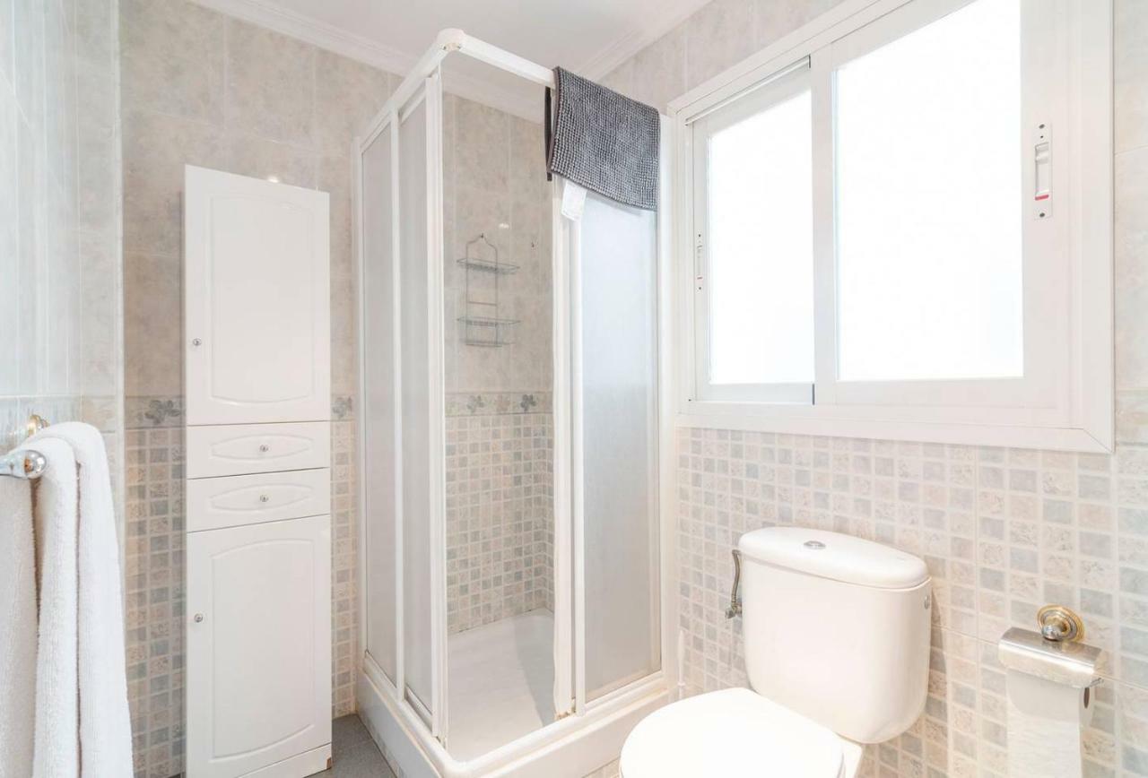 Apartamentos Vicenta Carihuela By Playa Miguel Torremolinos Zewnętrze zdjęcie