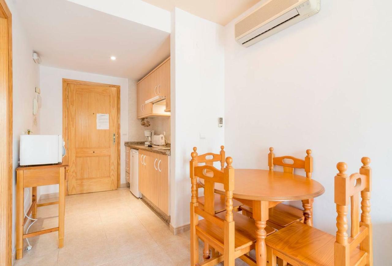 Apartamentos Vicenta Carihuela By Playa Miguel Torremolinos Zewnętrze zdjęcie