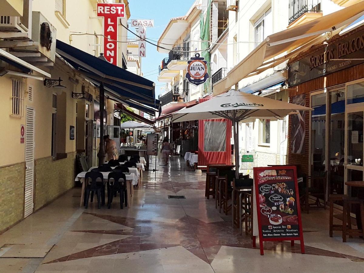 Apartamentos Vicenta Carihuela By Playa Miguel Torremolinos Zewnętrze zdjęcie